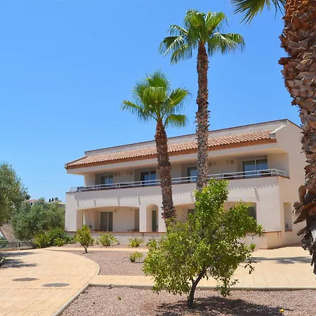 Hotell L'alfas Oasis 3*