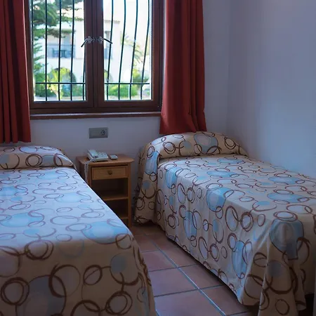 Hotell L'alfas Oasis 3*